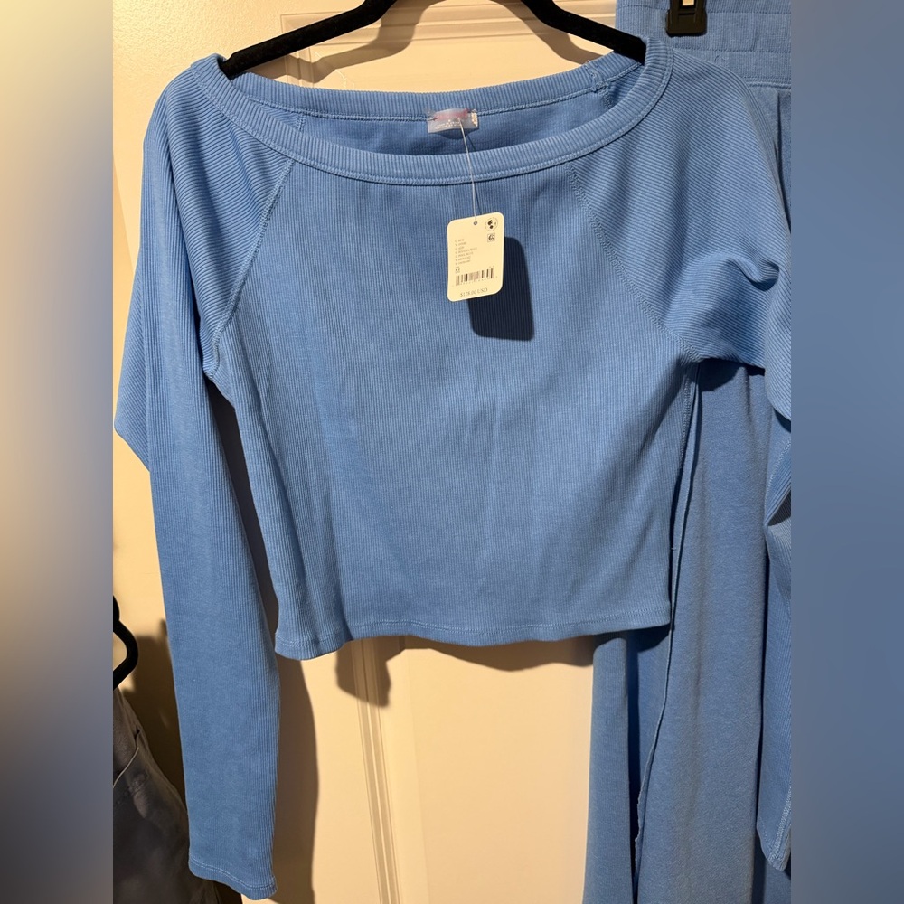 Free People Sky Blue Knit Lounge Set — Cropped Top & Wide Leg Pants 🔥 Size M - Picture 3 of 4